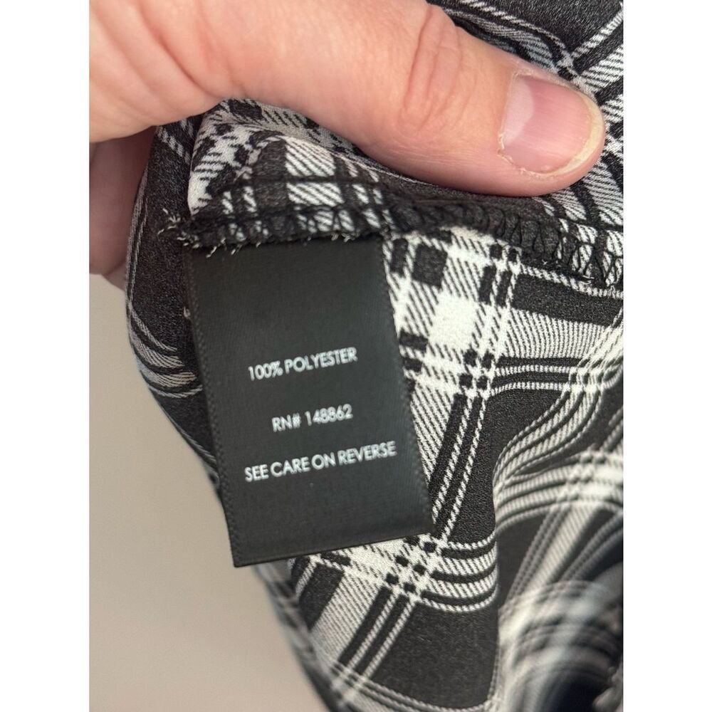 NWT torrid Harper Sleeveless Plaid Georgette Blouse - Black/White - Picture 10 of 11